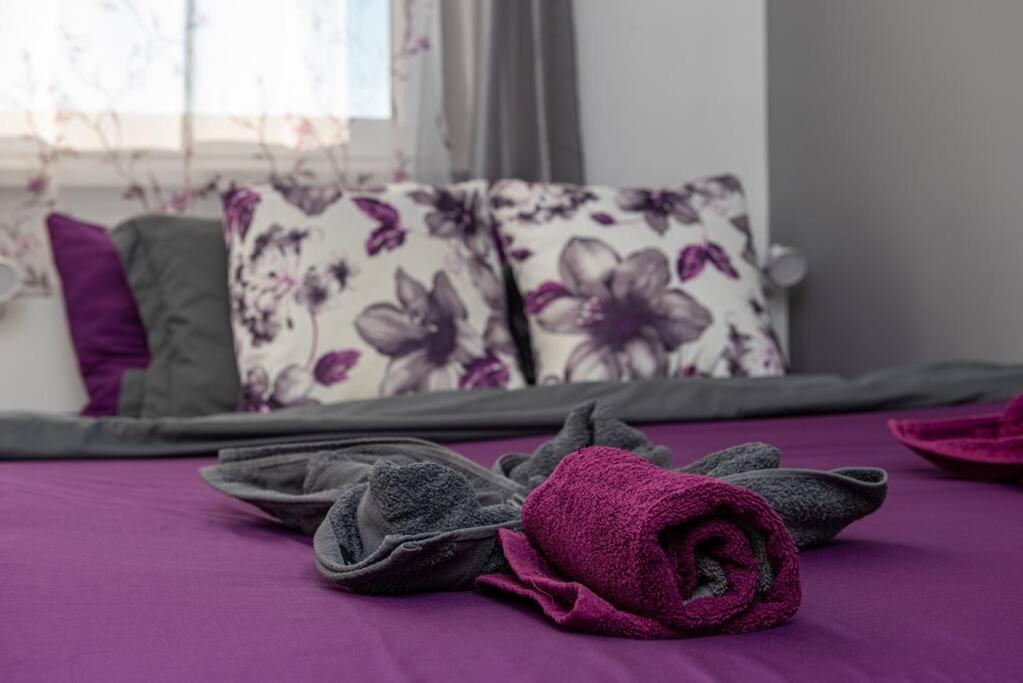 Spacious And Bright Flat Between Airport & Center Budapeste Exterior foto